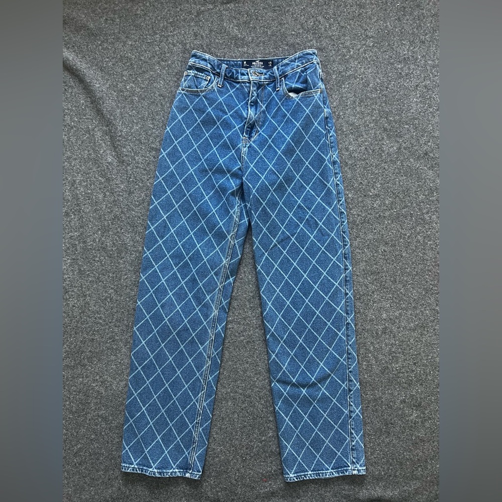Hollister Women’s Ultra High Rise Blue Checker Vintage Dad Jean Size 3R W26 L31